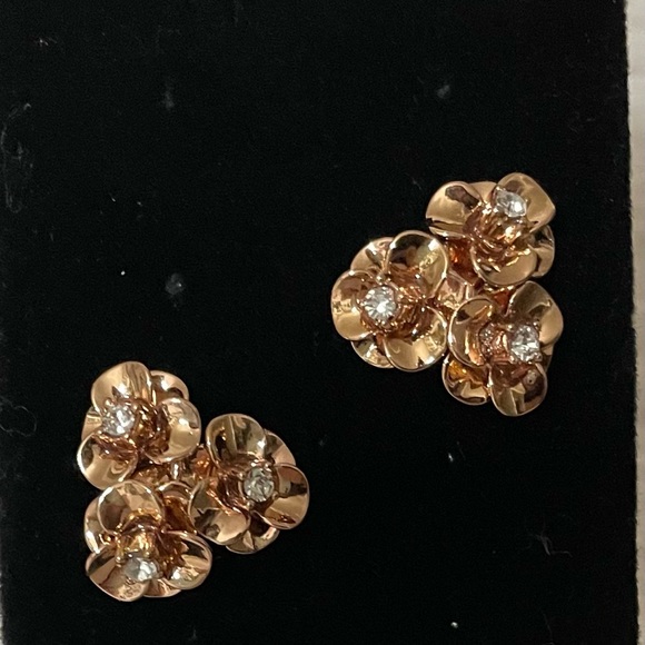 Kate Spade flower earrings, NWT - Picture 3 of 9
